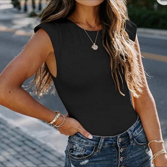 Black Reoria Bodysuit - Picture 2 of 6